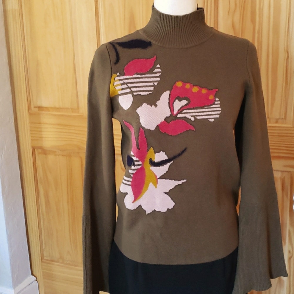 Anthropologie Knitted & Knotted Army Green Lileas Flower Sweater - Size M